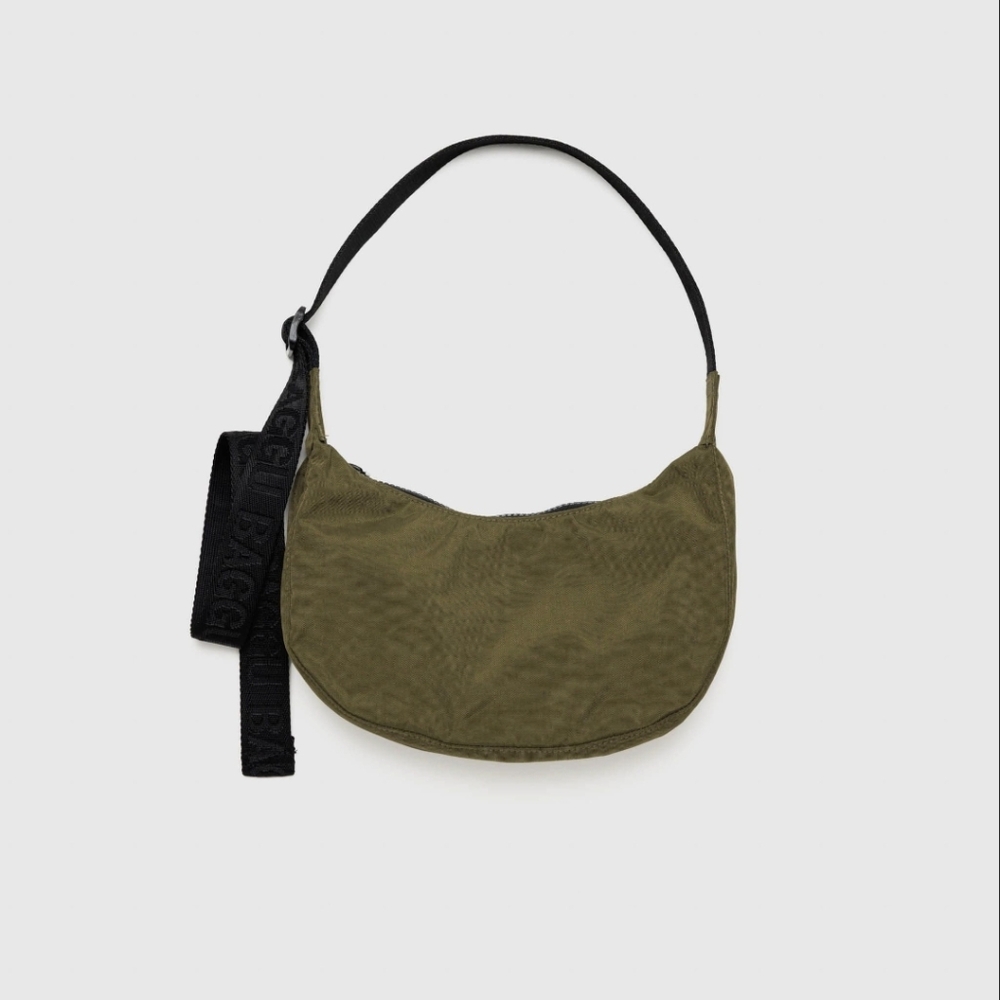 Baggu β‘ Olive π« Small Nylon Crescent Bag - Picture 2 of 4